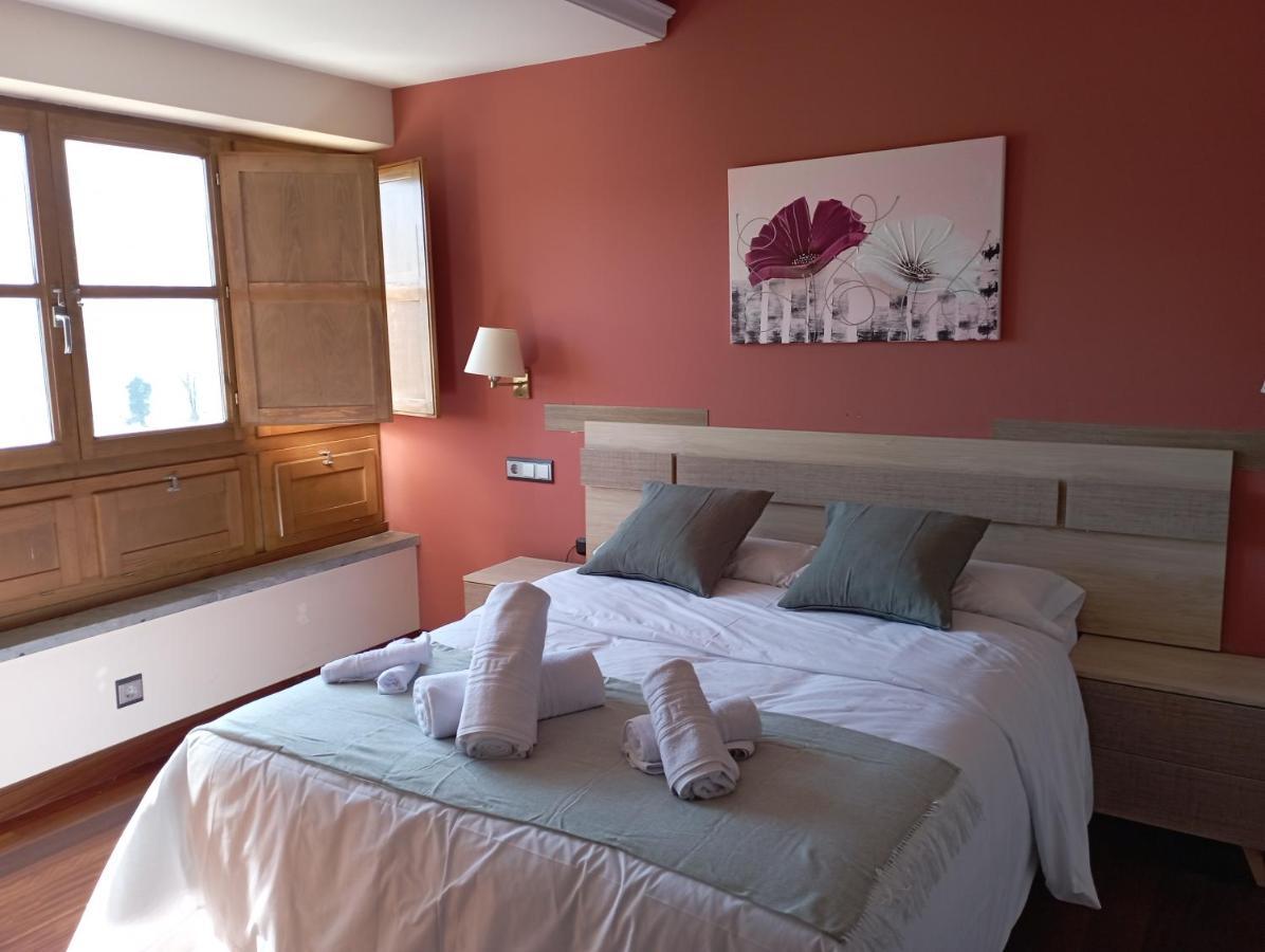 Hotel San Martino Pola de Lena Exteriör bild