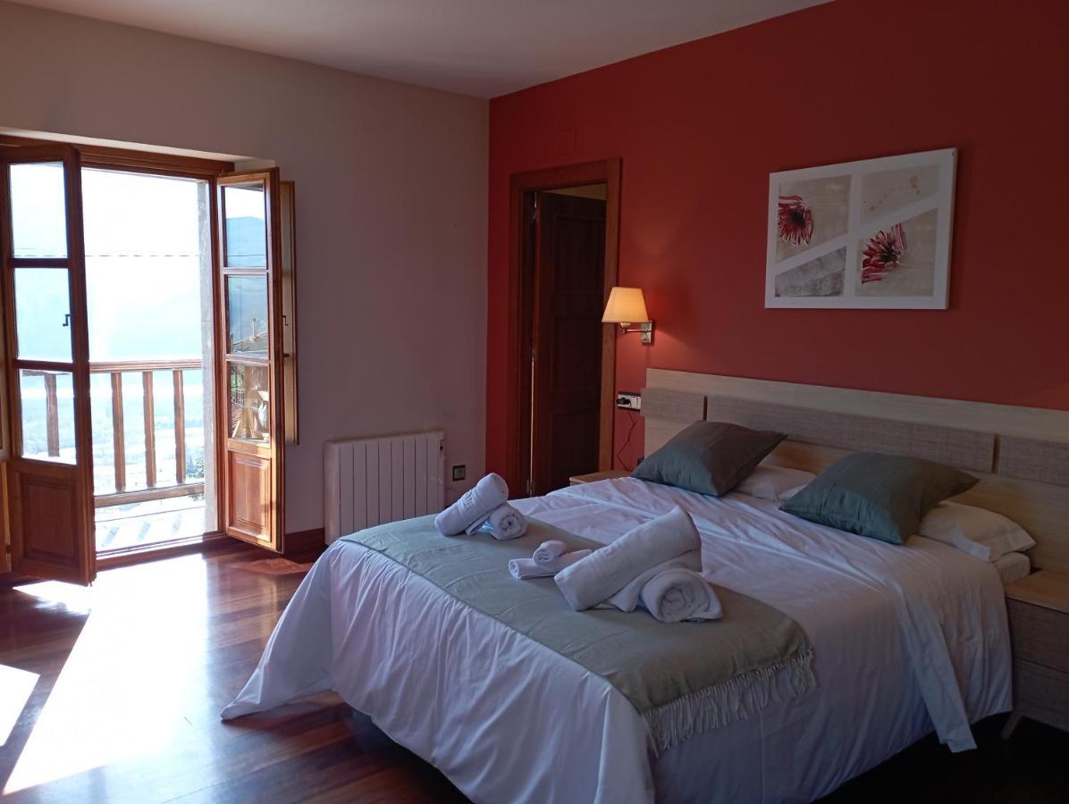 Hotel San Martino Pola de Lena Exteriör bild