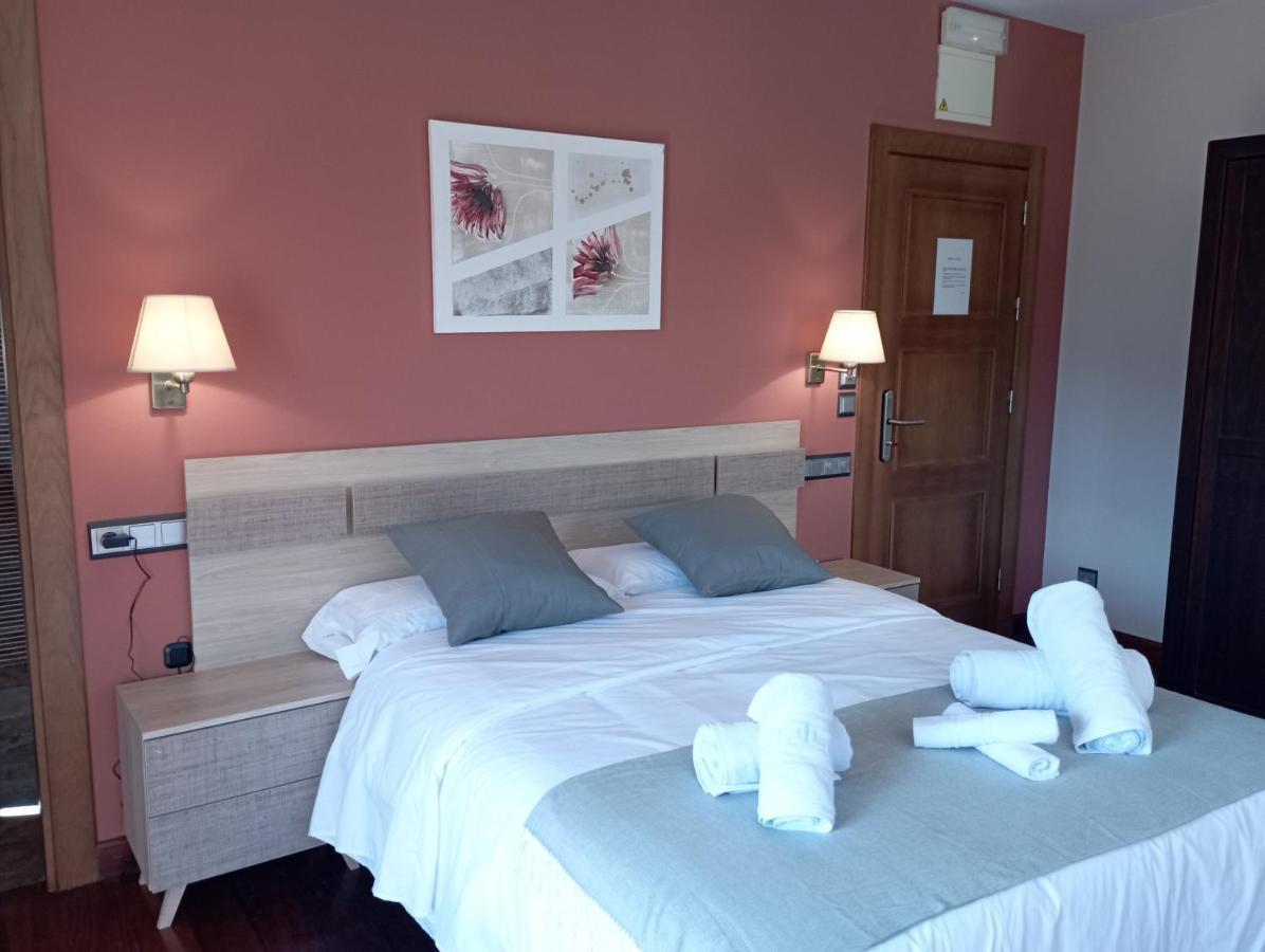 Hotel San Martino Pola de Lena Exteriör bild