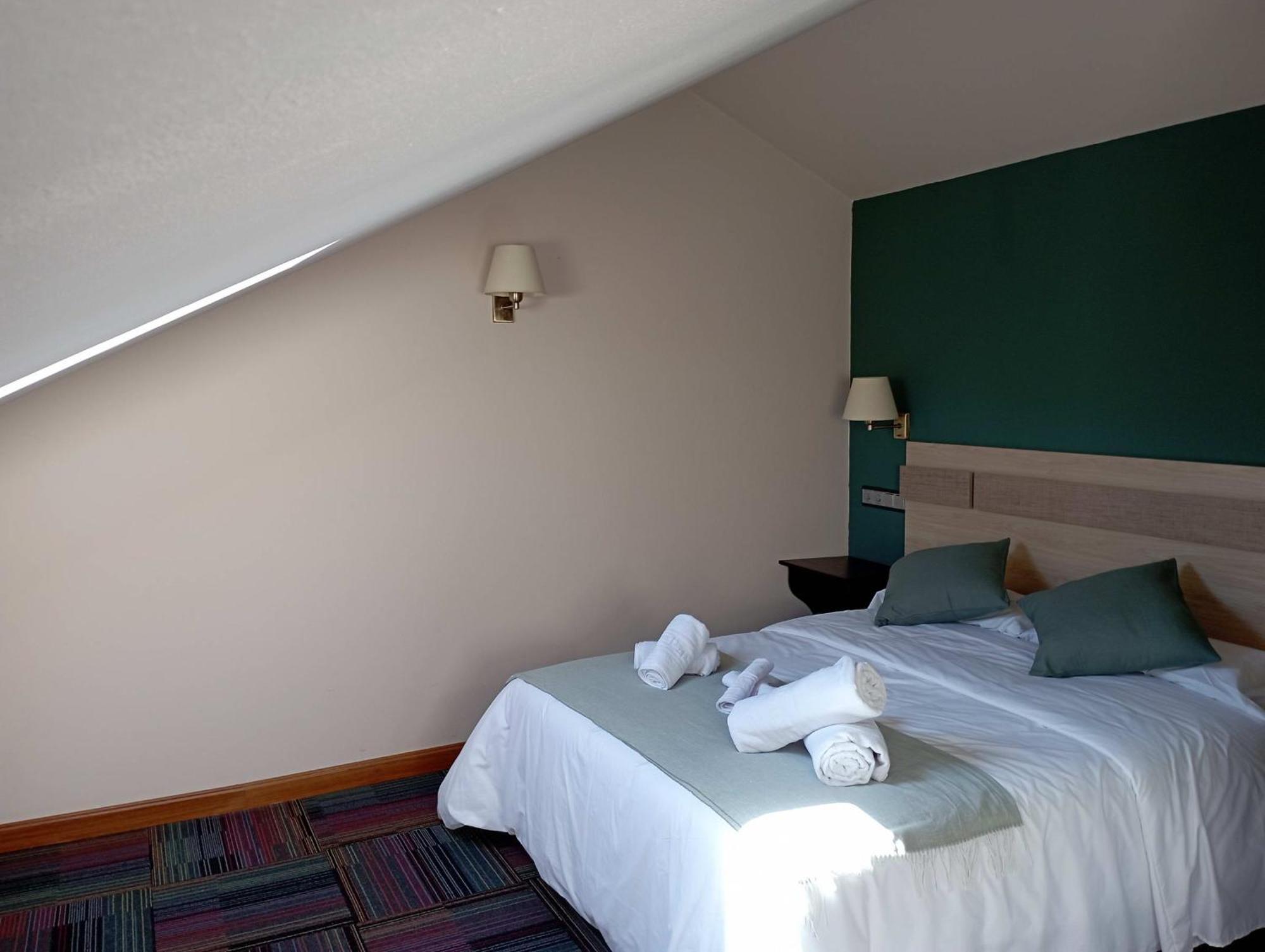 Hotel San Martino Pola de Lena Exteriör bild